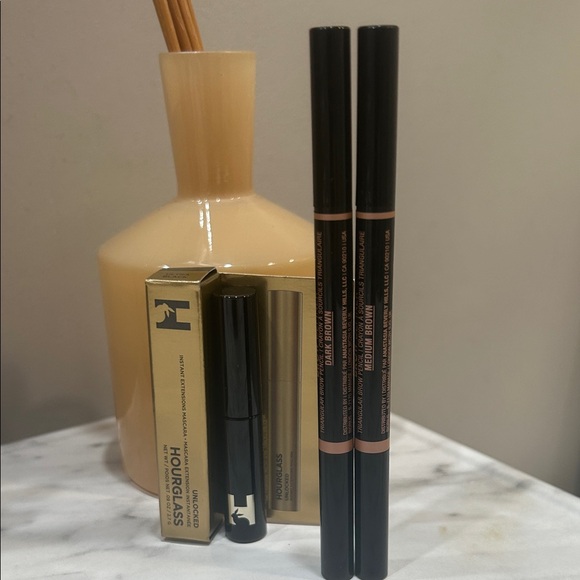 Eye Makeup Bundle - Picture 2 of 2